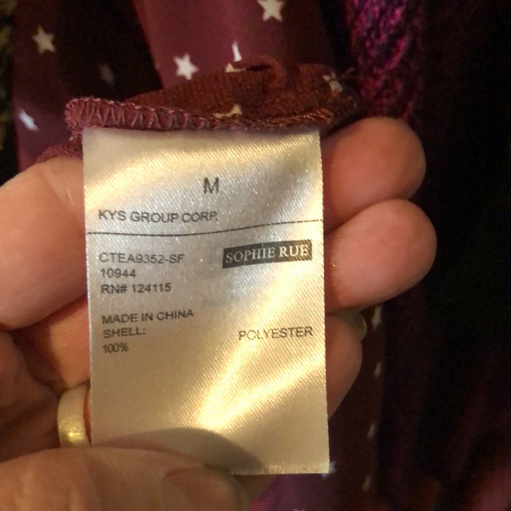 Star print button down blouse - Picture 3 of 3